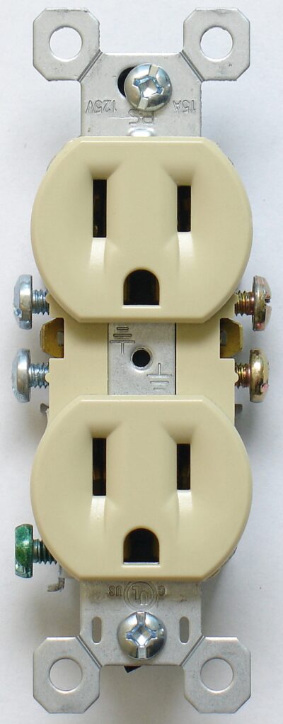 TOMA DE CORRIENTE DUPLEX 2P+T 15 A 127 V MARFIL - 3232-I
