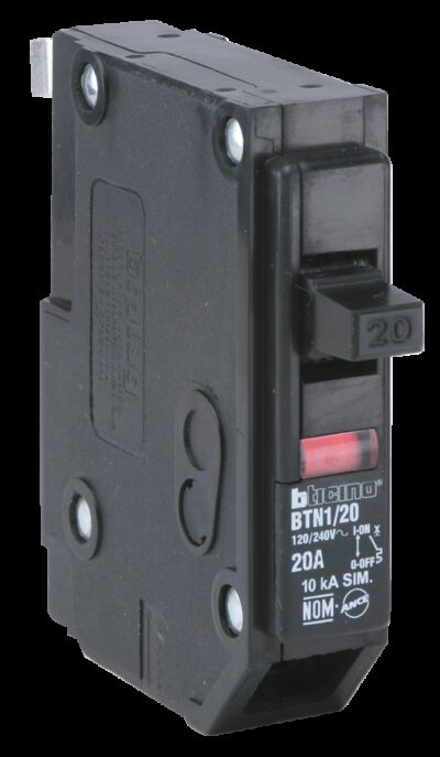 TABLERO DE DISTRIBUCION TAMAÃ‘INT.P. M4 630F 400A 600V 3F-4H - BP1M040C24DZ