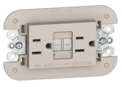 TOMACORRIENTE DUPLEX ICFT 15A 127V CON AUTOPRUEBA Y PROTECC - KM4188GFG6