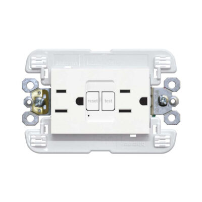 TOMA CORRIENTE DUPLEX C/INTE  RRUP. DE CIRCUITO 15A TECH - NT4188GFG6
