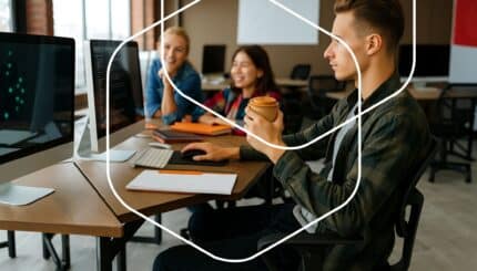 Regulador de Voltaje VOGAR es Ideal para Equipos de Oficina