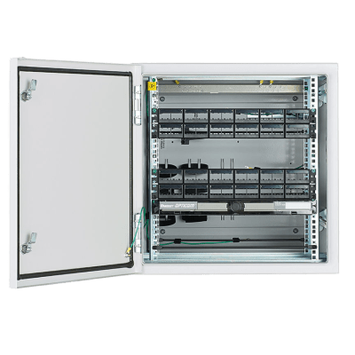 Gabinete Industrial Preconfigurado de Montaje en Pared, Fabricado en Acero Bajo en Carbono, Protección NEMA 4/4X/12 IP66, de 12 UR, Color Gris  ZDF242430