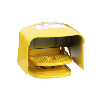 Foot Switch, Harmony, Industrial, Pedal And Side Shields, Latch, 5A At 600 Vac, Spdt Contact, Nema 2, 4, 13 Enclosure - 9002AW7