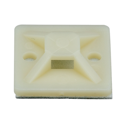 Montaje-Sujetador Adhesivo STRONGHOLD de 4 Vías de 3/4" x 3/4" x 1/4", Color Natural,  Nylon 6.6 Retardante de Llamas V-2, Paquete de 100pz  SMP12A-C